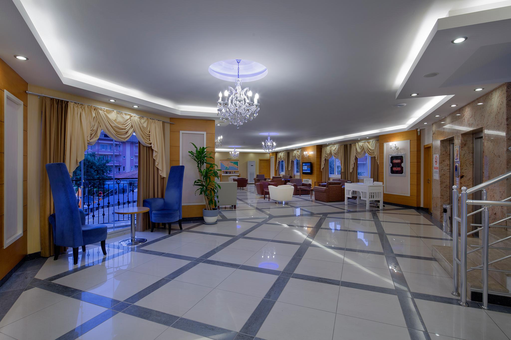 אלאניה Villa Sunflower Hotel מראה חיצוני תמונה