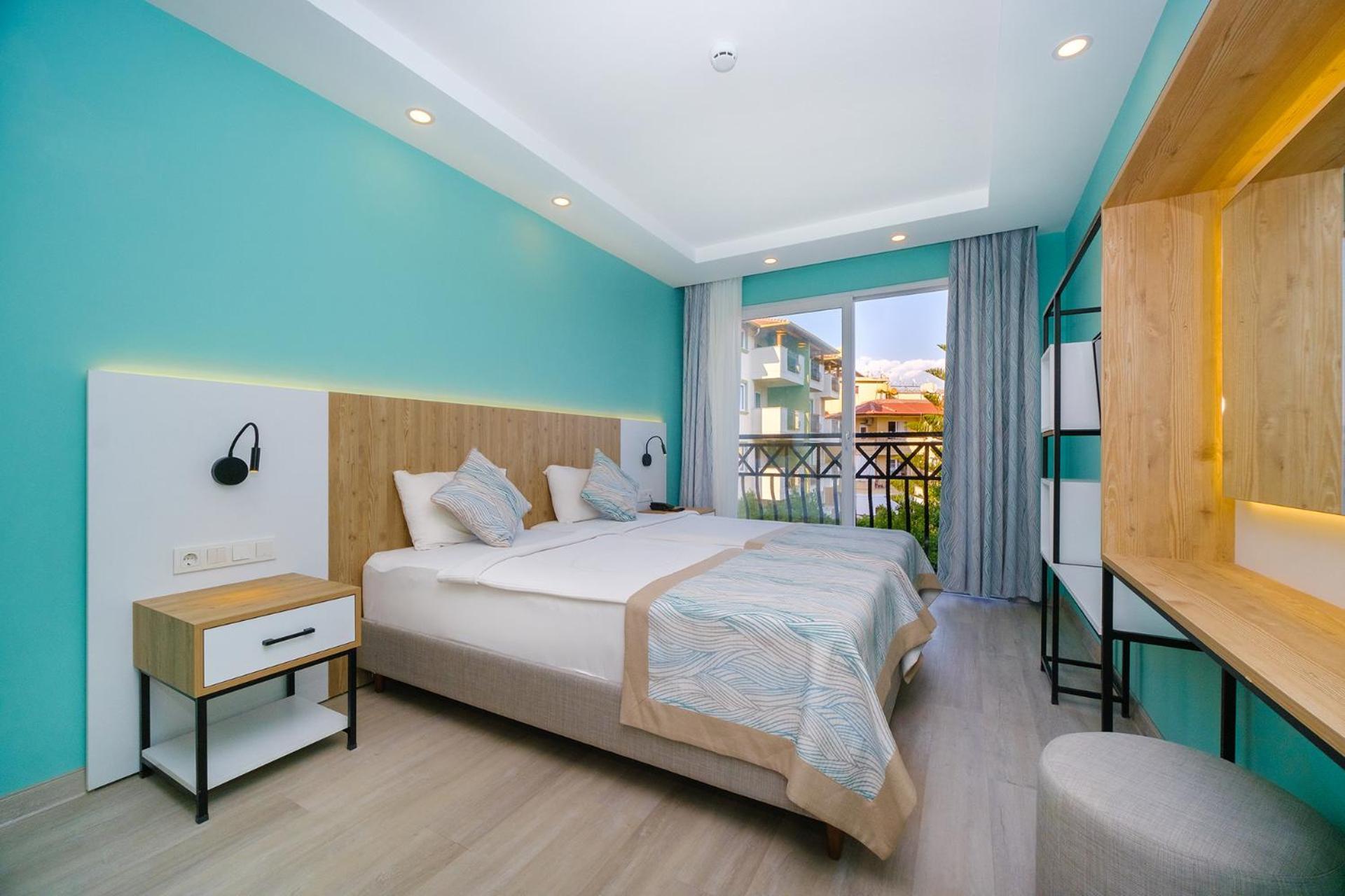 אלאניה Villa Sunflower Hotel מראה חיצוני תמונה