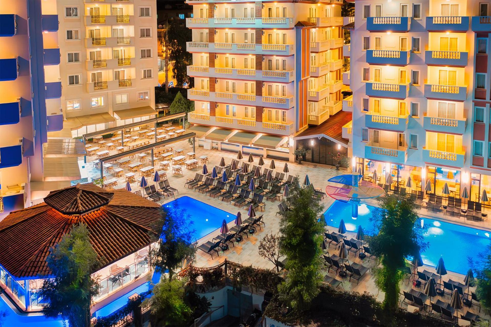אלאניה Villa Sunflower Hotel מראה חיצוני תמונה