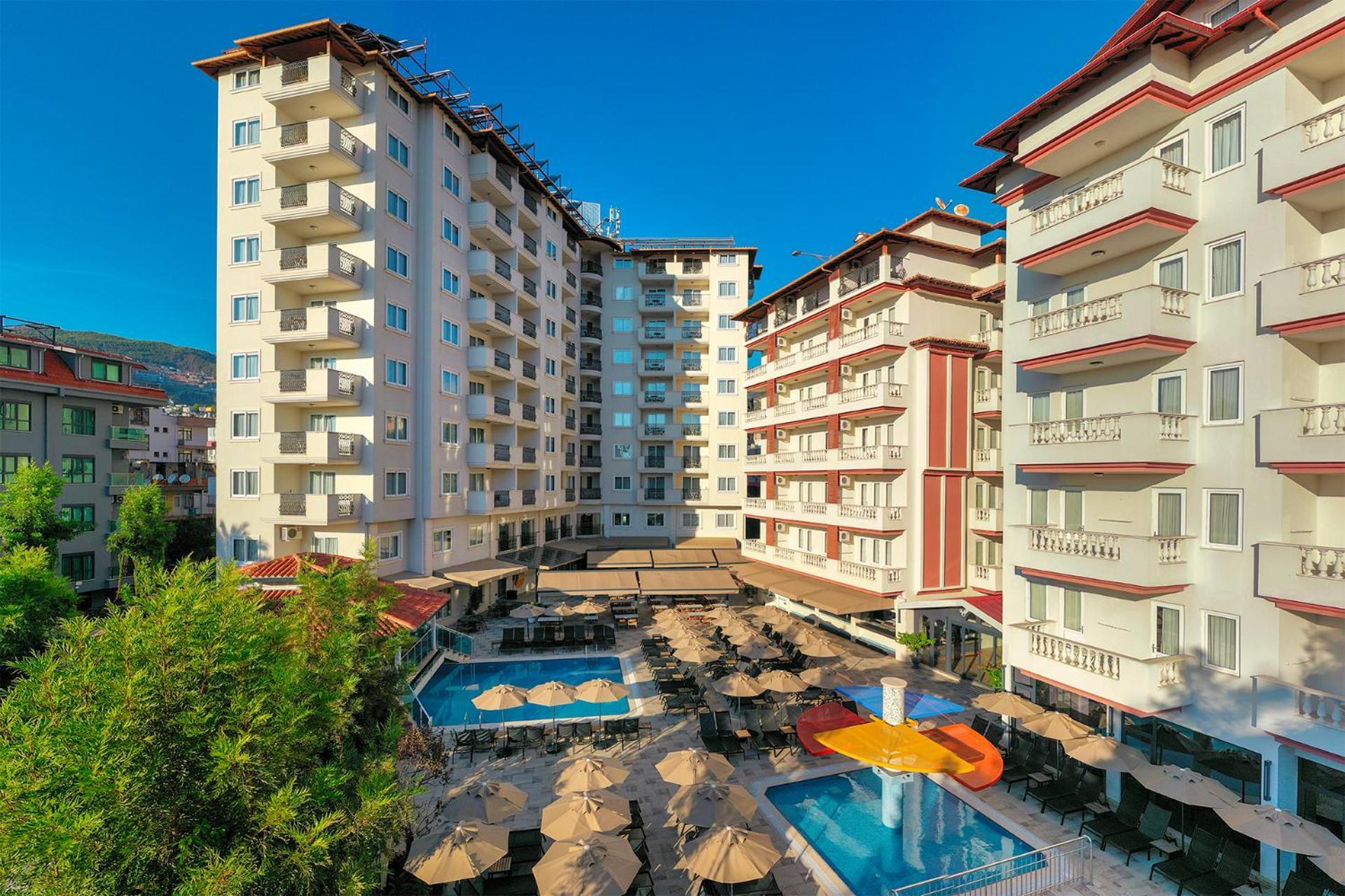 אלאניה Villa Sunflower Hotel מראה חיצוני תמונה